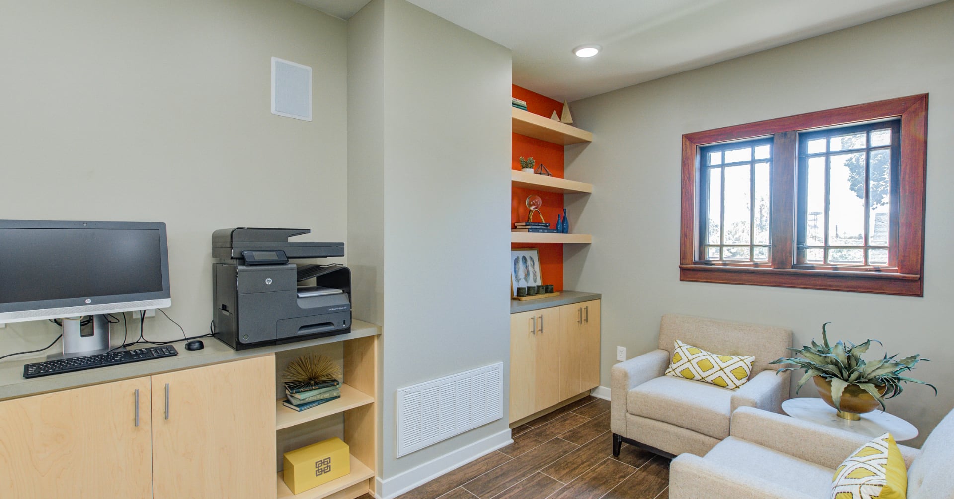 City Flats on Walnuts Apartments in Bloomington J.C. Hart Company